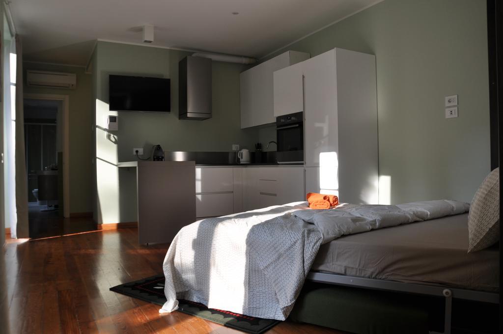Casa Lari Stresa Aparthotel Szoba fotó